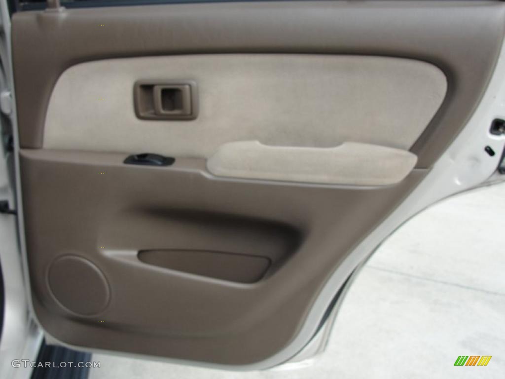 1996 4Runner SR5 - Desert Dune Metallic / Beige photo #33