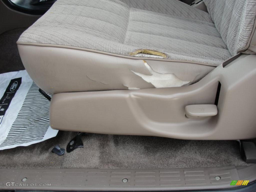 1996 4Runner SR5 - Desert Dune Metallic / Beige photo #42