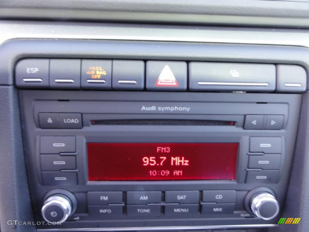 2008 Audi A4 2.0T Special Edition quattro Sedan Controls Photo #47322089
