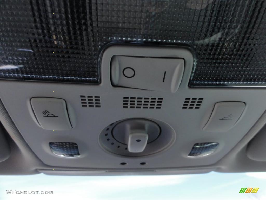2008 Audi A4 2.0T Special Edition quattro Sedan Controls Photo #47322128