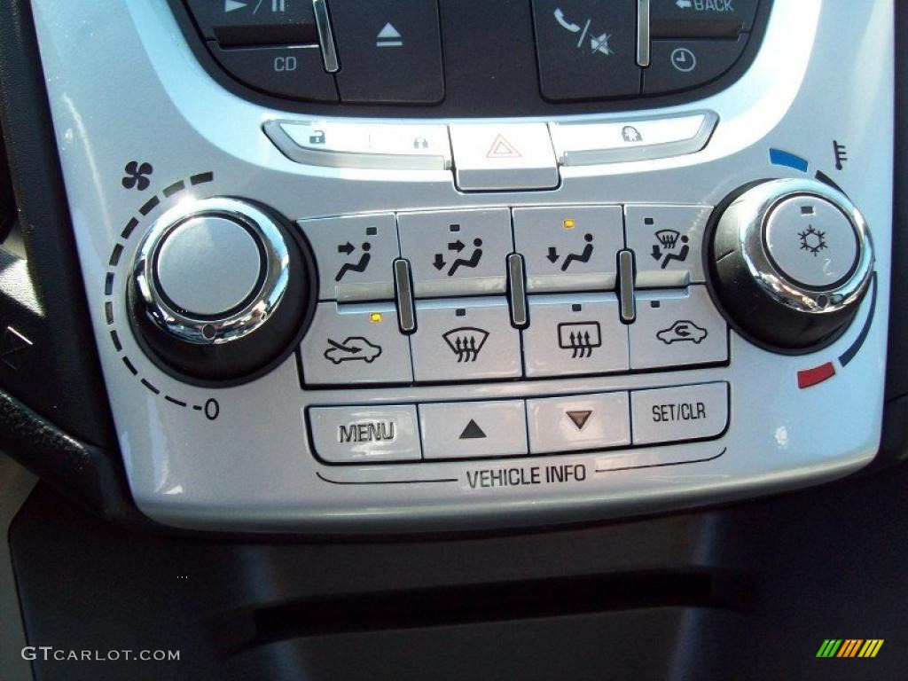 2011 Chevrolet Equinox LT AWD Controls Photo #47322152