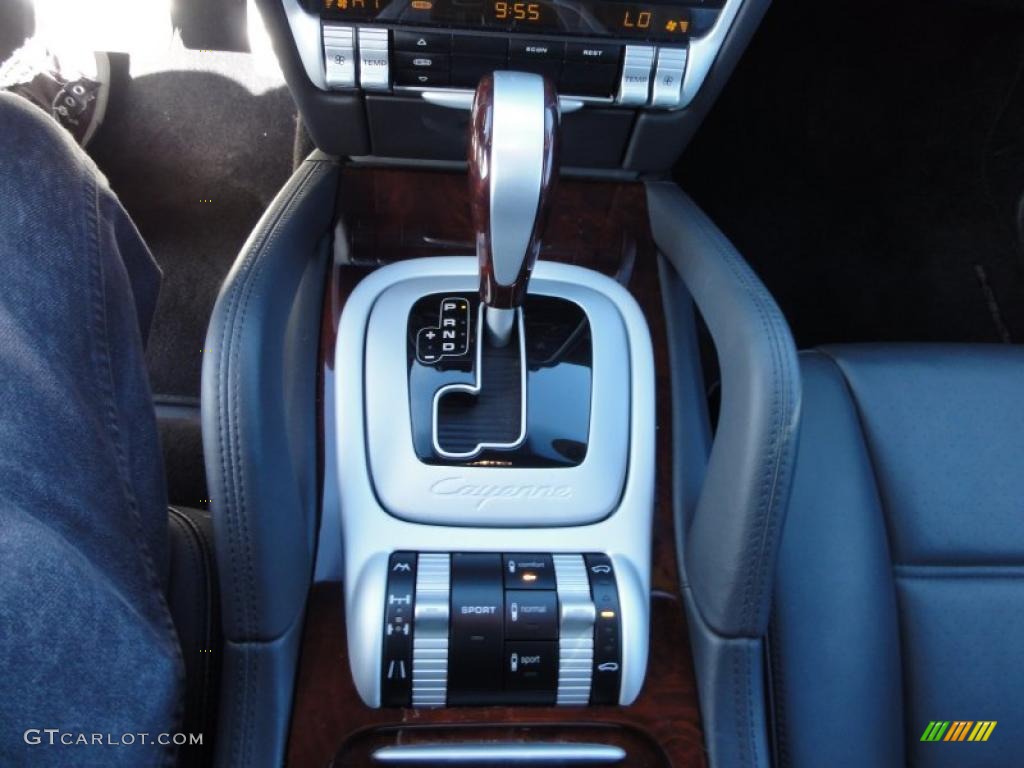 2010 Porsche Cayenne Turbo Transmission Photos