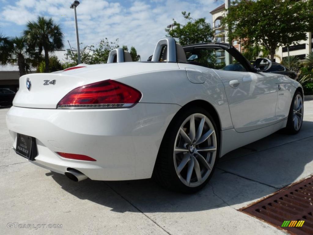 2011 Z4 sDrive35i Roadster - Alpine White / Beige photo #10