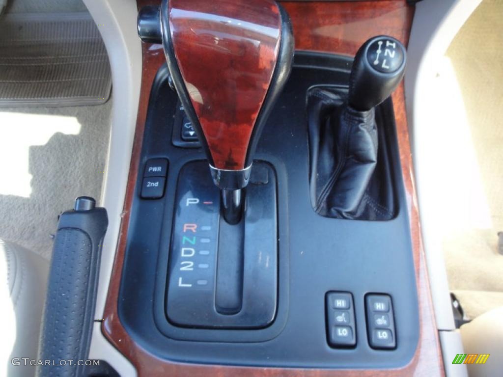 2001 Lexus LX 470 4 Speed Automatic Transmission Photo #47324939