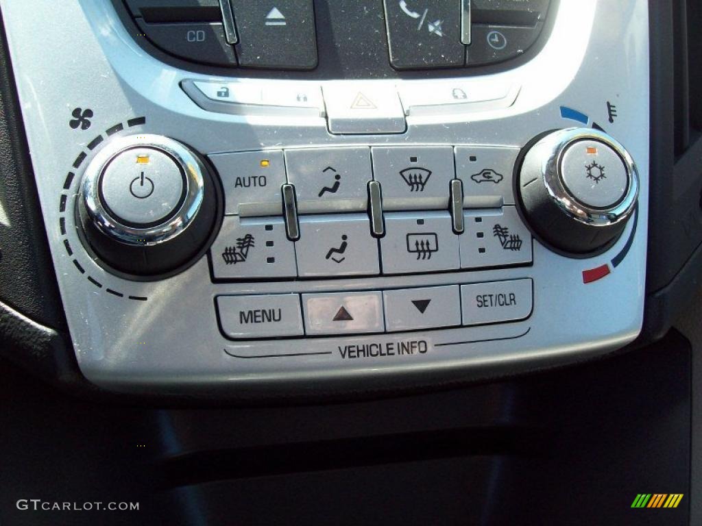 2010 Chevrolet Equinox LTZ AWD Controls Photo #47324969