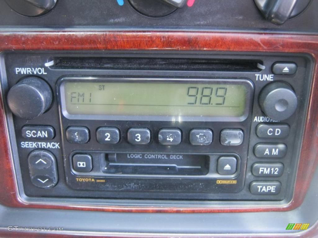 2002 4Runner SR5 4x4 - Natural White / Gray photo #5