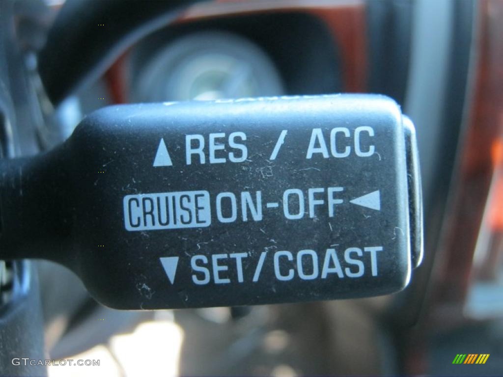 2002 4Runner SR5 4x4 - Natural White / Gray photo #7