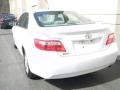 Super White - Camry LE Photo No. 5