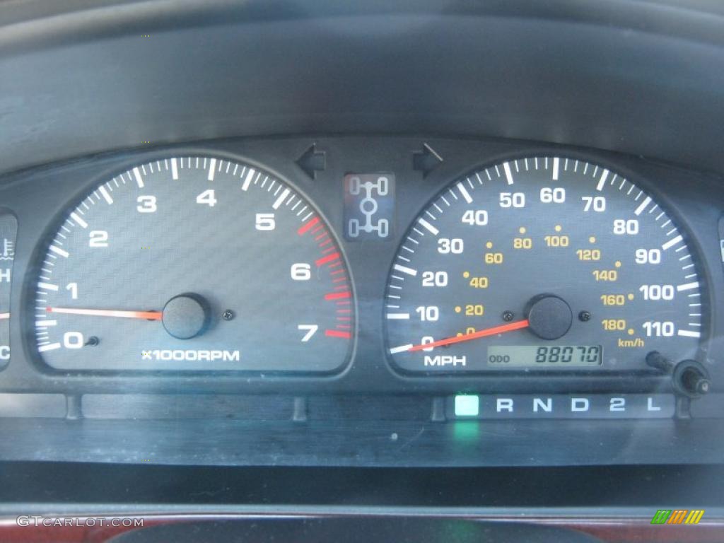 2002 4Runner SR5 4x4 - Natural White / Gray photo #28