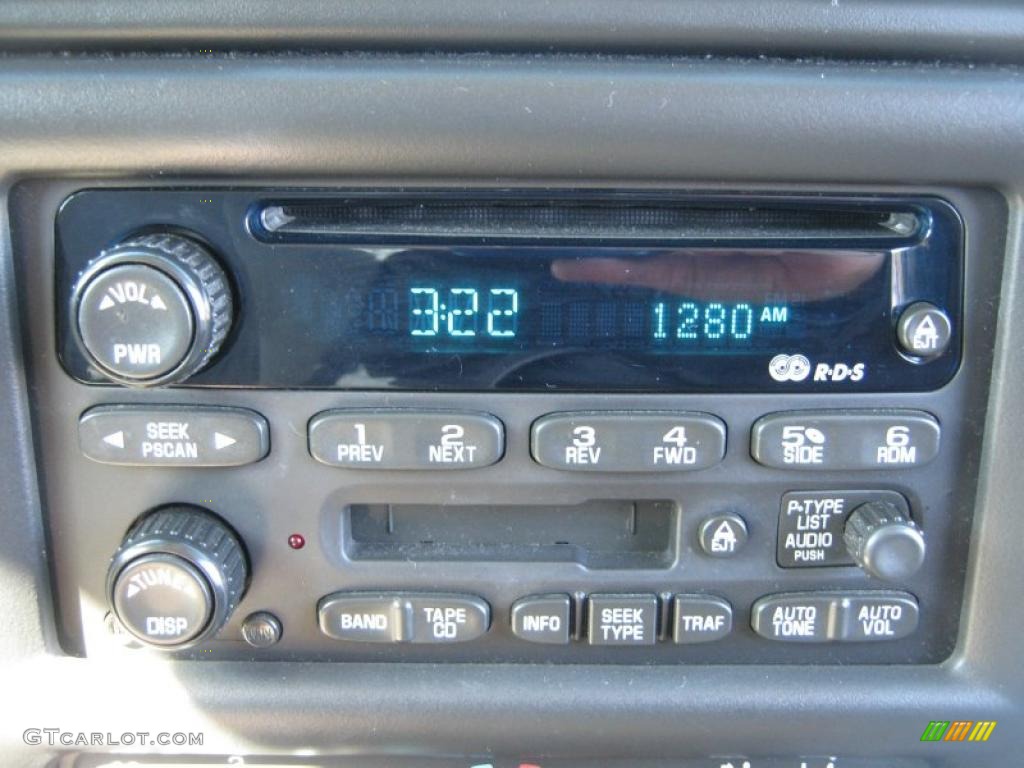 2003 Chevrolet Venture Standard Venture Model Controls Photo #47328102