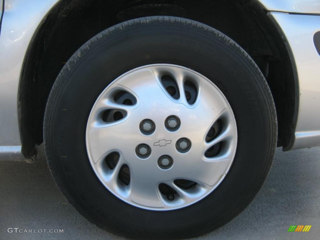 2003 Chevrolet Venture Standard Venture Model Wheel Photo #47328267