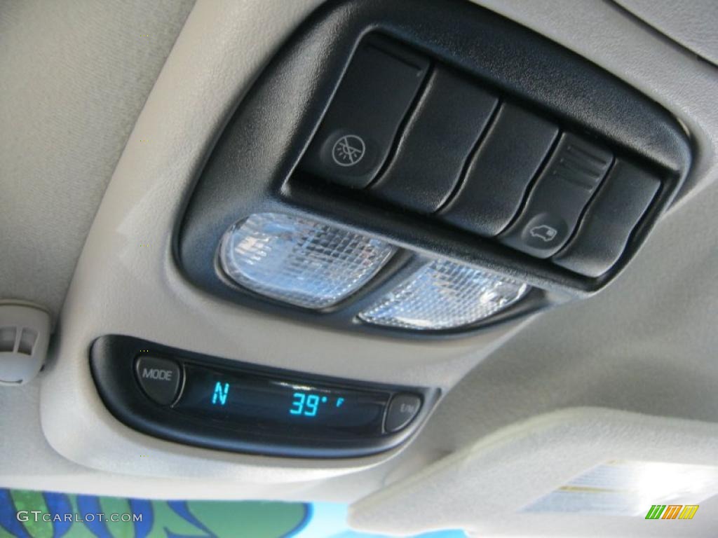 2003 Chevrolet Venture Standard Venture Model Controls Photo #47328345