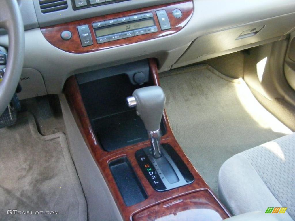 2002 Toyota Camry SE 4 Speed Automatic Transmission Photo #47328390