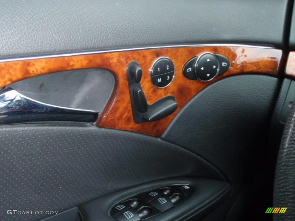 2005 Mercedes-Benz E 320 CDI Sedan Controls Photo #47329005