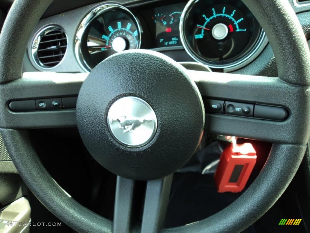 2010 Mustang V6 Coupe - Brilliant Silver Metallic / Charcoal Black photo #24