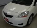 Polar White - Yaris Sedan Photo No. 4