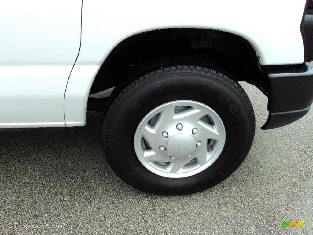 2011 Ford E Series Van E250 XL Cargo Wheel Photo #47330881