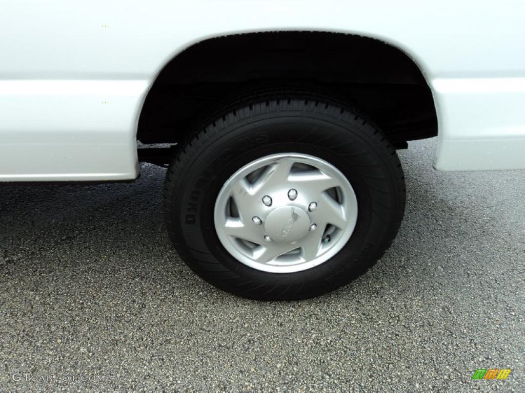 2011 Ford E Series Van E250 XL Cargo Wheel Photo #47331013