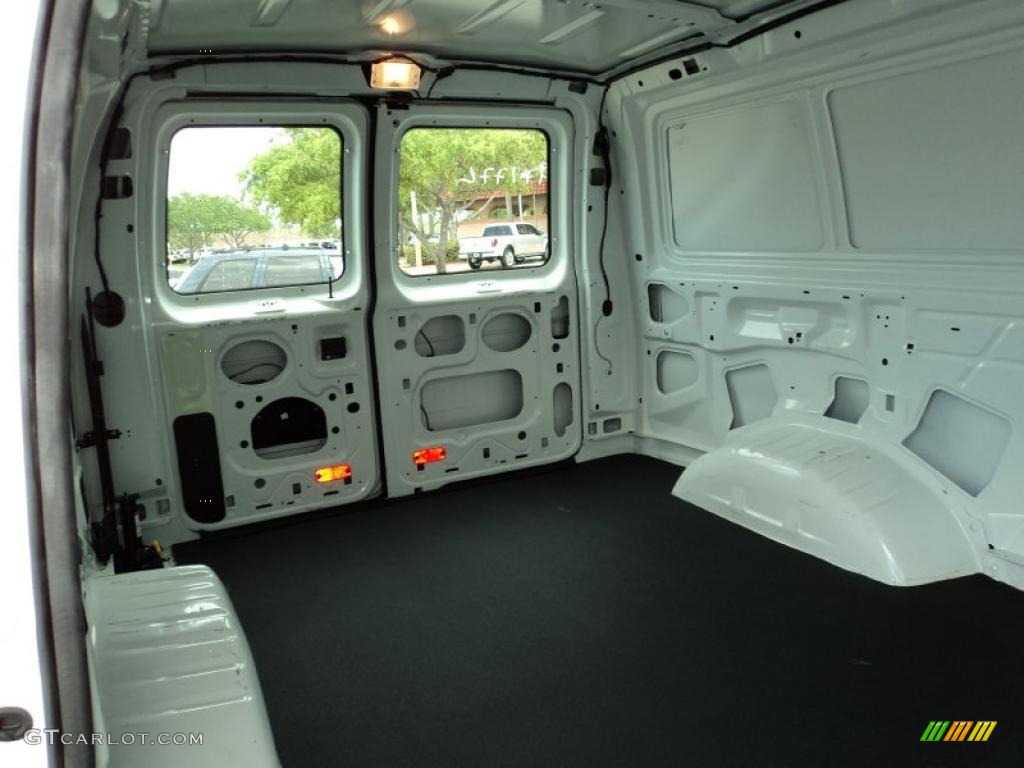 2011 Ford E Series Van E250 XL Cargo Trunk Photo #47331172