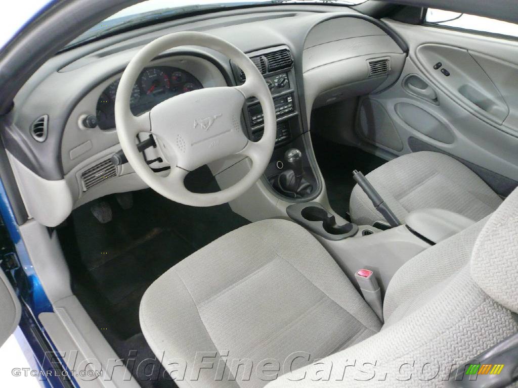 2000 Mustang V6 Coupe - Atlantic Blue Metallic / Medium Graphite photo #12