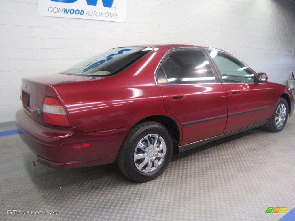 1995 Accord LX Sedan - Bordeaux Red Pearl / Gray photo #3