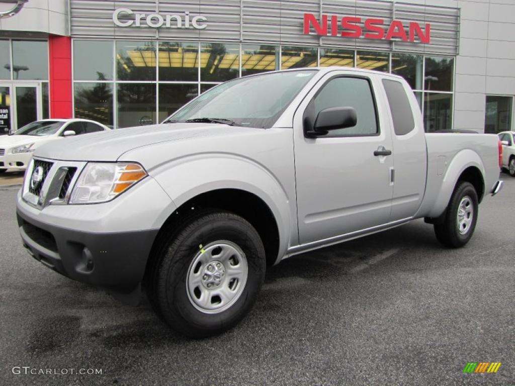 Radiant Silver Metallic Nissan Frontier