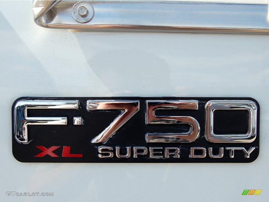 2008 Ford F750 Super Duty XL Chassis Regular Cab Moving Truck Marks and Logos Photo #47340091
