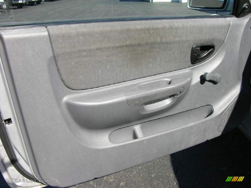 2004 Hyundai Accent Coupe Gray Door Panel Photo #47343053