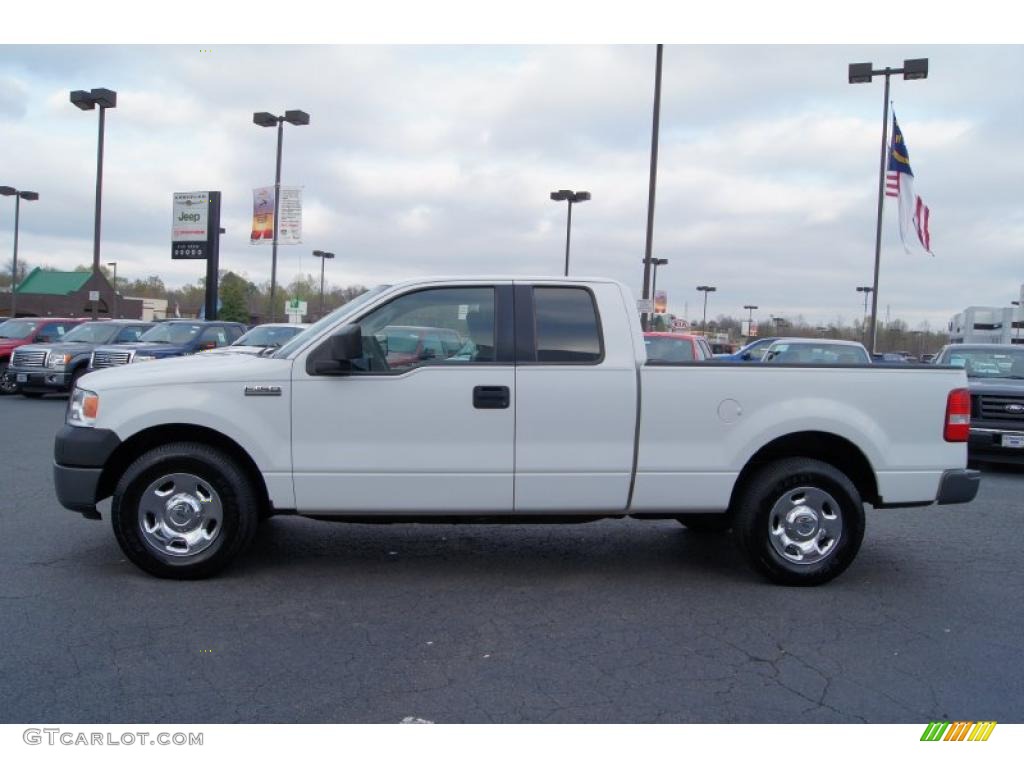 2005 F150 XL SuperCab - Oxford White / Medium Flint Grey photo #5