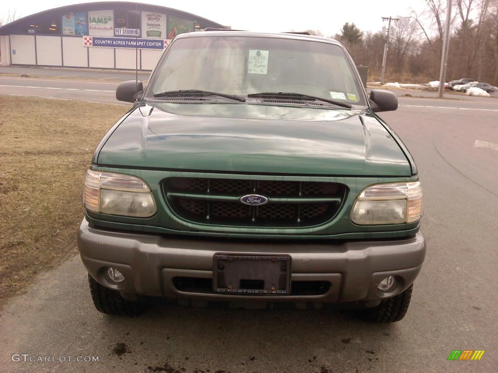 2001 Explorer XLT 4x4 - Tropic Green Metallic / Dark Graphite photo #2