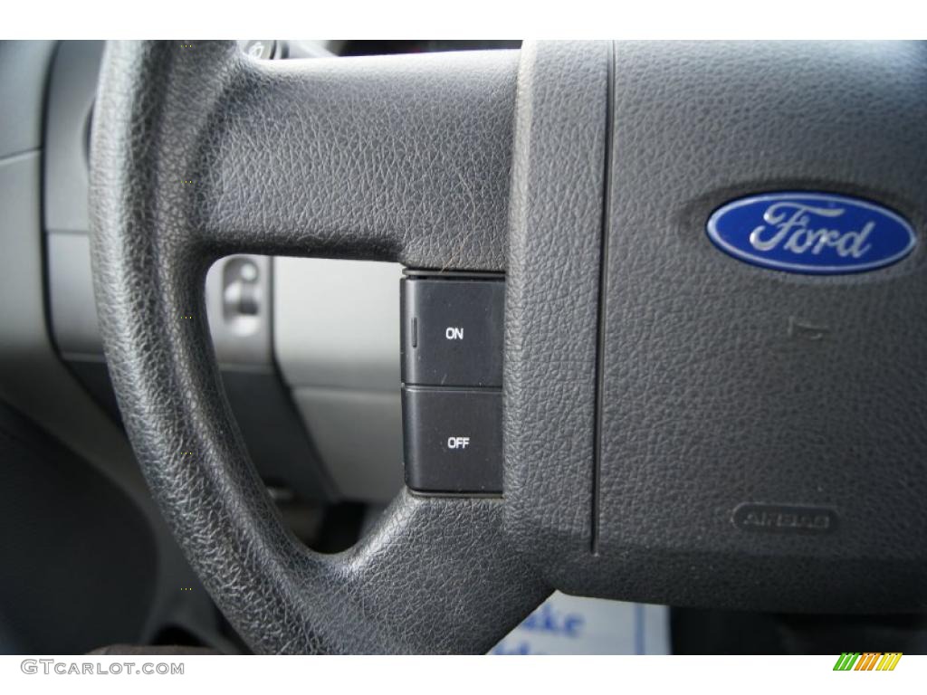 2005 F150 XL SuperCab - Oxford White / Medium Flint Grey photo #24