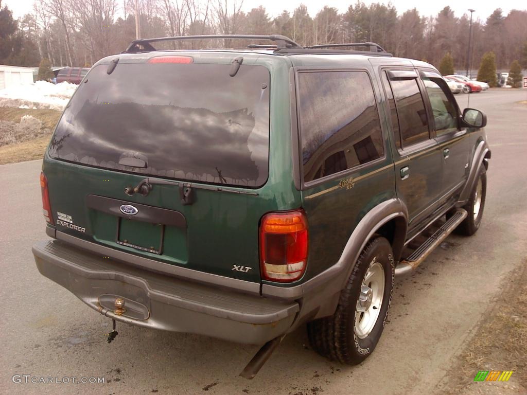 2001 Explorer XLT 4x4 - Tropic Green Metallic / Dark Graphite photo #6