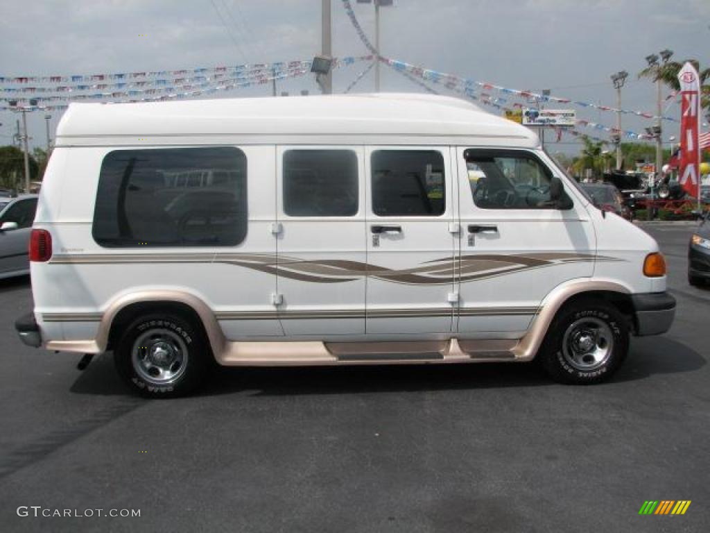 2002 Ram Van 1500 Passenger Conversion - Bright White / Sandstone photo #14