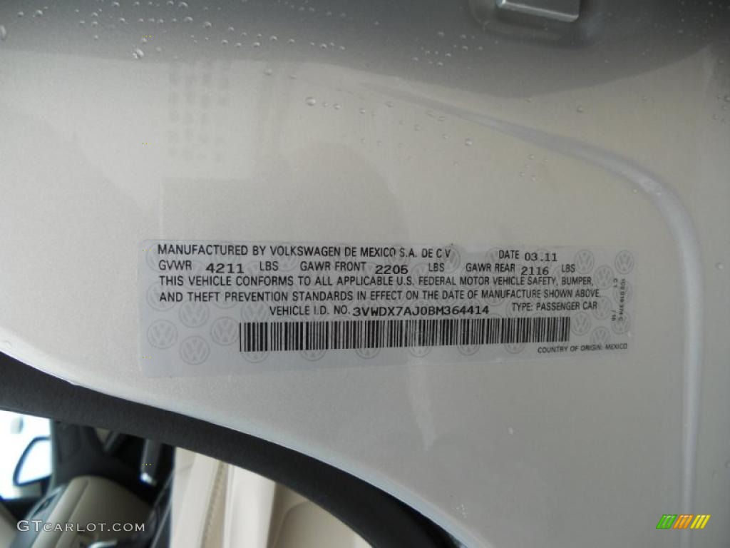 2011 Jetta SE Sedan - White Gold Metallic / Cornsilk Beige photo #22