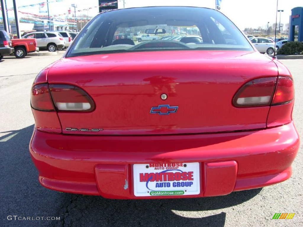 1999 Cavalier Sedan - Bright Red / Graphite photo #6