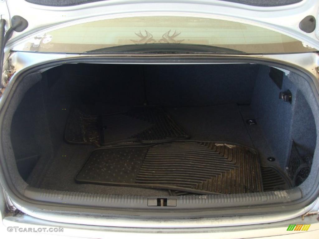 2002 Audi A4 3.0 quattro Sedan Trunk Photo #47346206