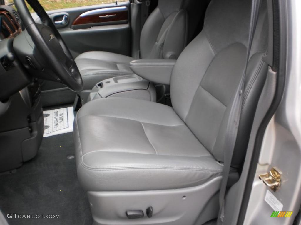 Medium Slate Gray Interior 2005 Chrysler Town & Country Limited Photo #47348438