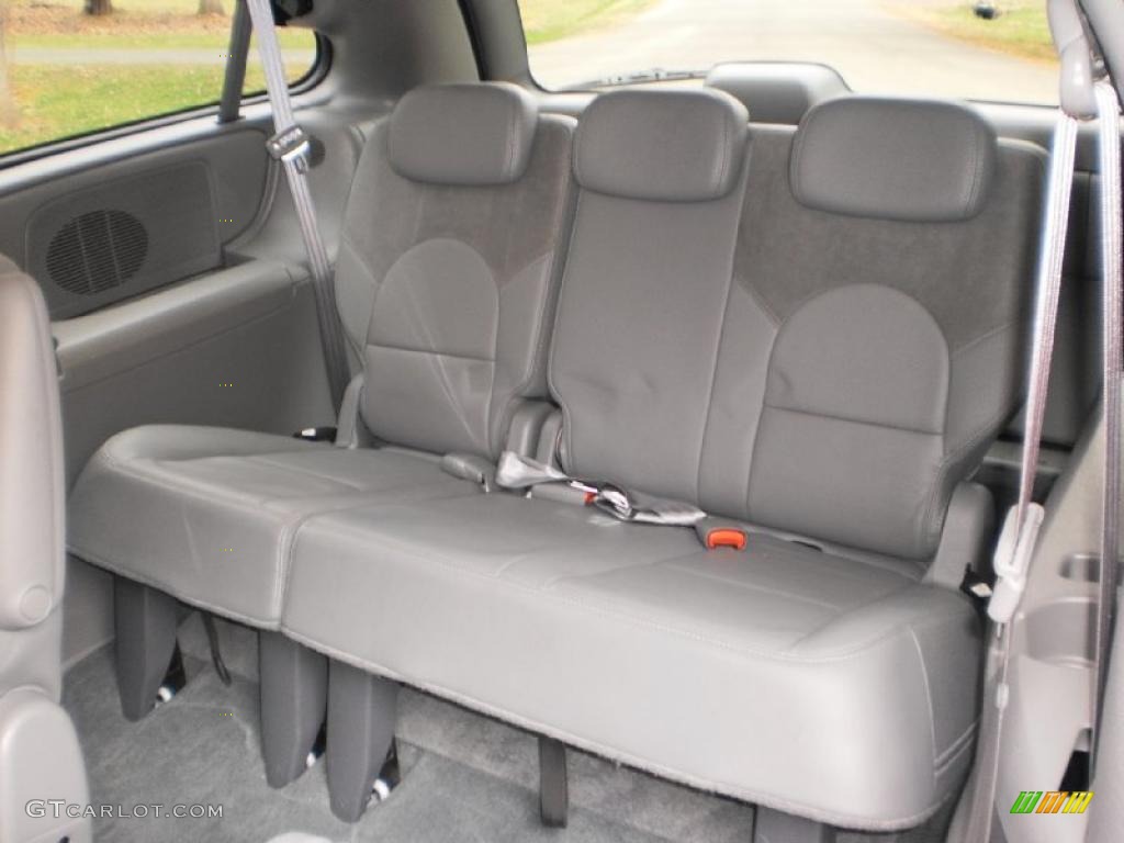 Medium Slate Gray Interior 2005 Chrysler Town & Country Limited Photo #47348447