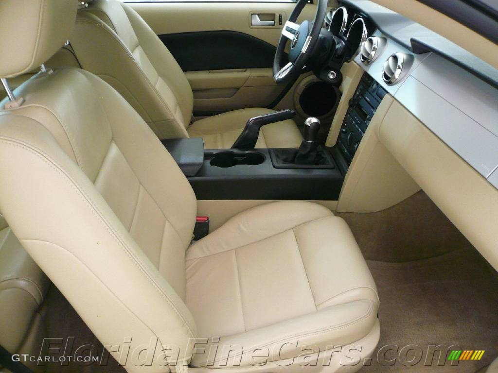 2006 Mustang V6 Premium Coupe - Legend Lime Metallic / Light Parchment photo #13