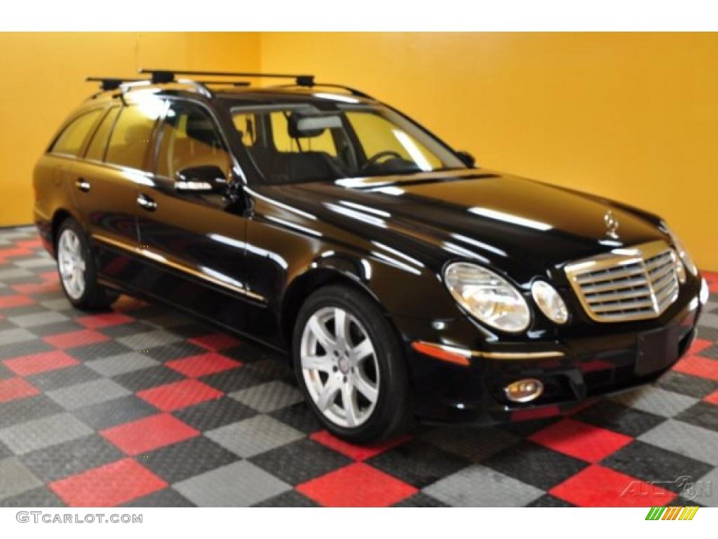 2008 E 350 4Matic Wagon - Black / Black photo #1