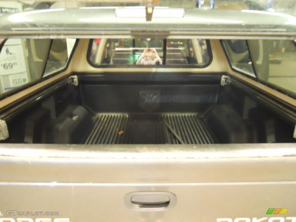 2003 Dakota SLT Quad Cab 4x4 - Graphite Metallic / Dark Slate Gray photo #20