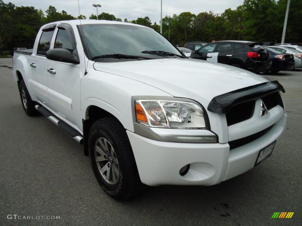 Arctic White 2007 Mitsubishi Raider LS Double Cab Exterior Photo #47352566