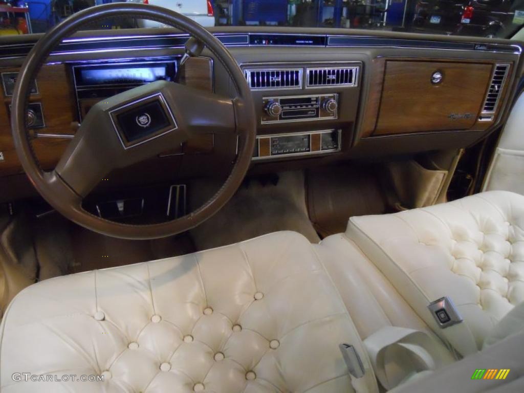 1982 Fleetwood Brougham d