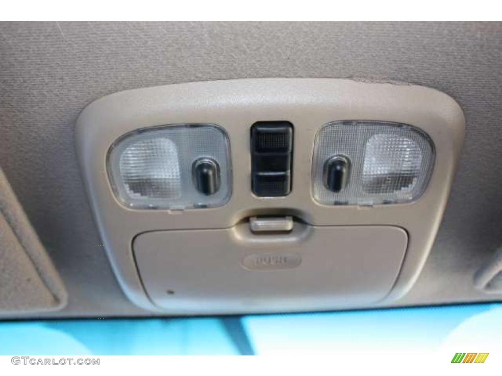 2001 Ford Escape XLT V6 4WD Controls Photo #47352908