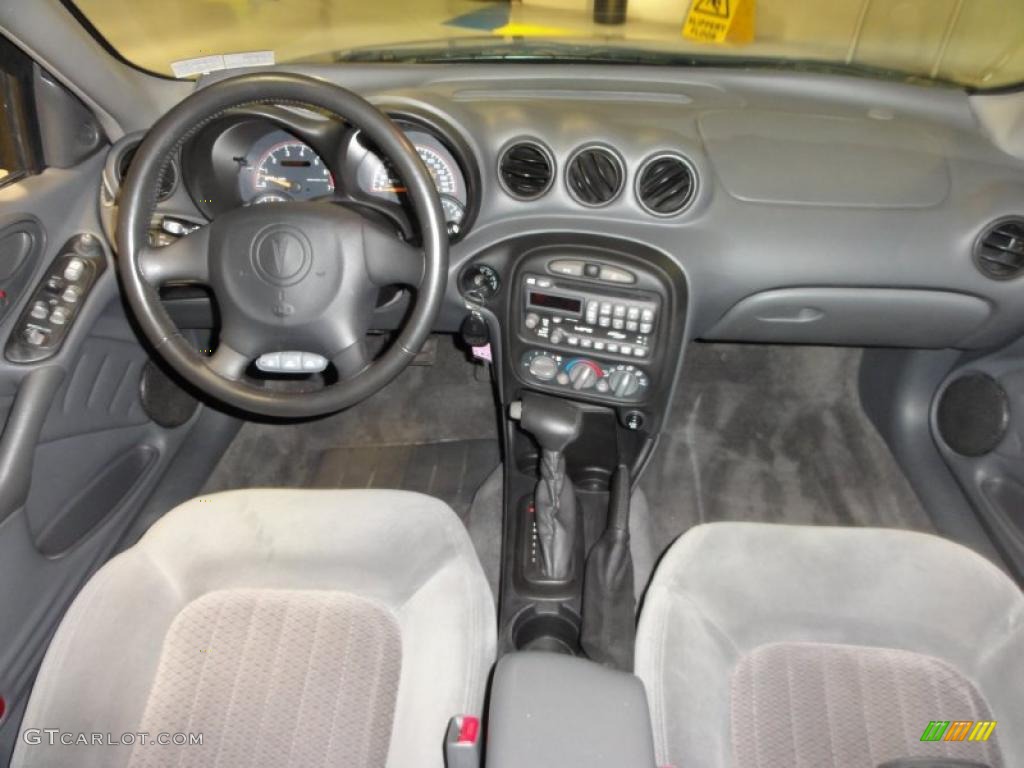 2004 Pontiac Grand Am GT Sedan Dark Pewter Dashboard Photo #47354759