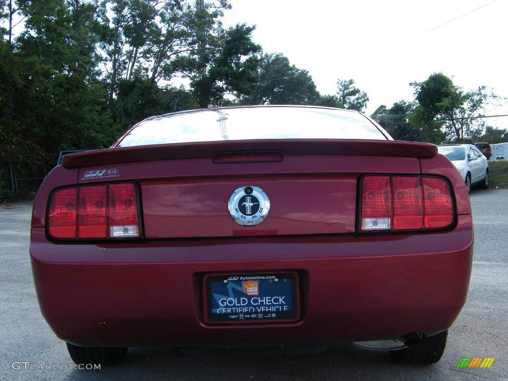 2007 Mustang V6 Deluxe Coupe - Redfire Metallic / Light Graphite photo #12