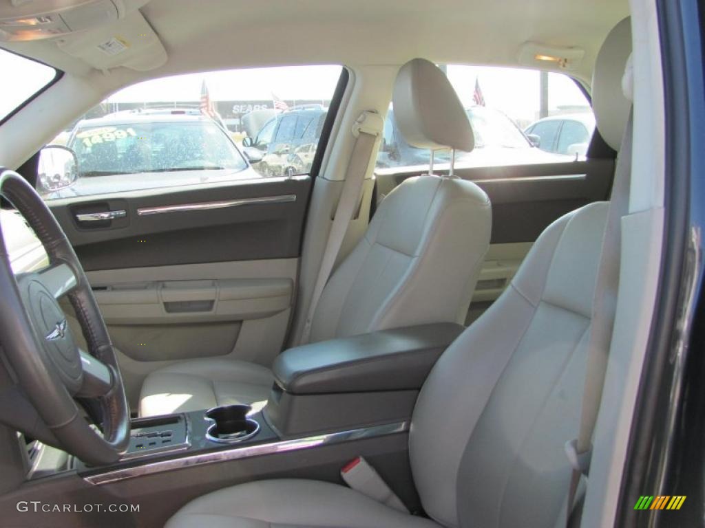 Dark Khaki/Light Graystone Interior 2008 Chrysler 300 Touring AWD Photo #47356808