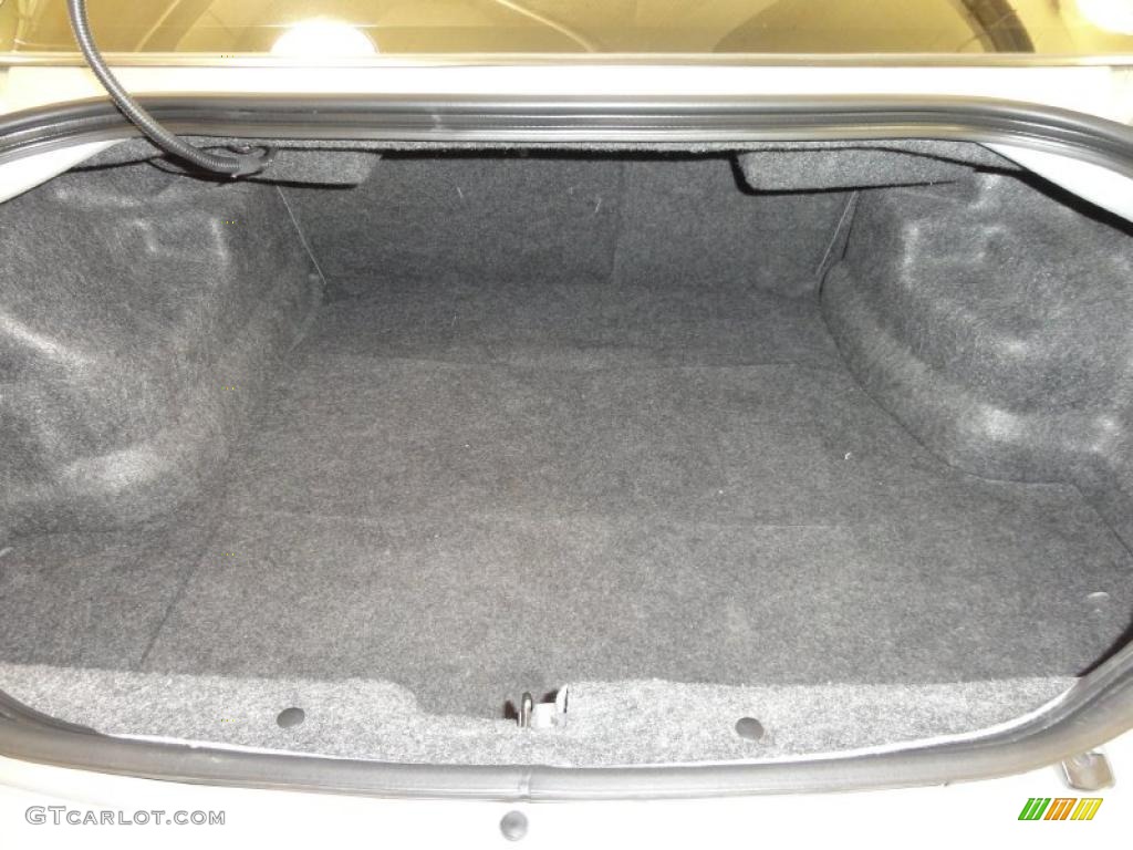 2004 Dodge Stratus SXT Sedan Trunk Photo #47357231