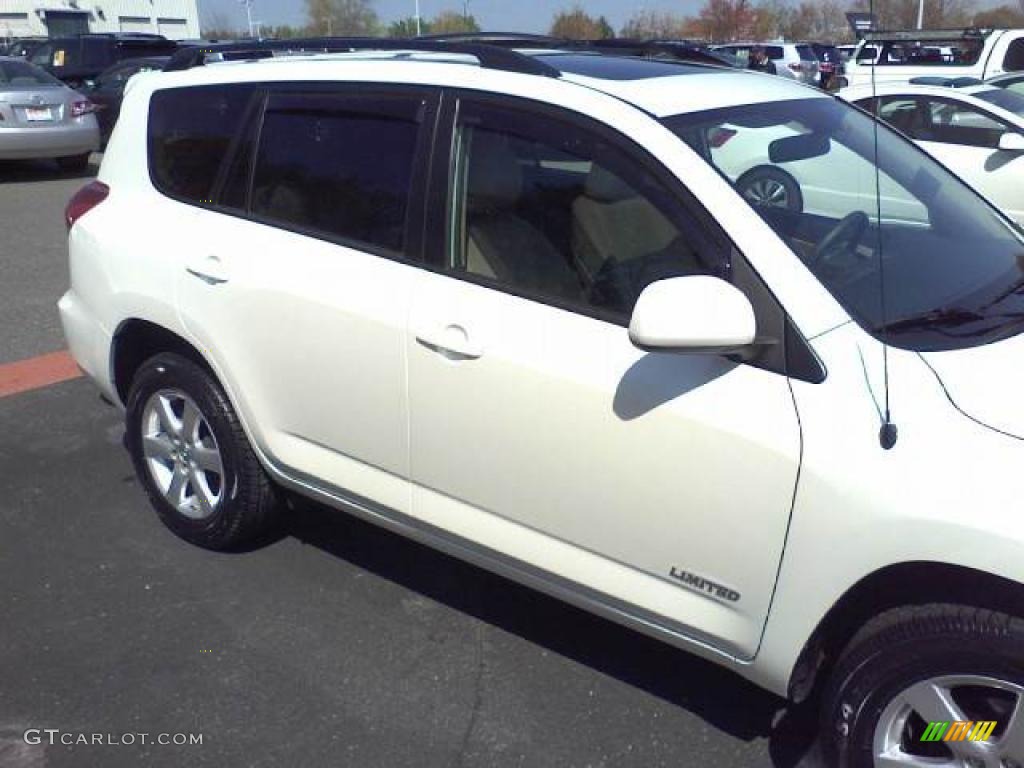 2007 RAV4 Limited 4WD - Super White / Taupe photo #20