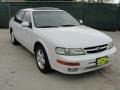 1998 Arctic White Pearl Metallic Nissan Maxima GLE  photo #1